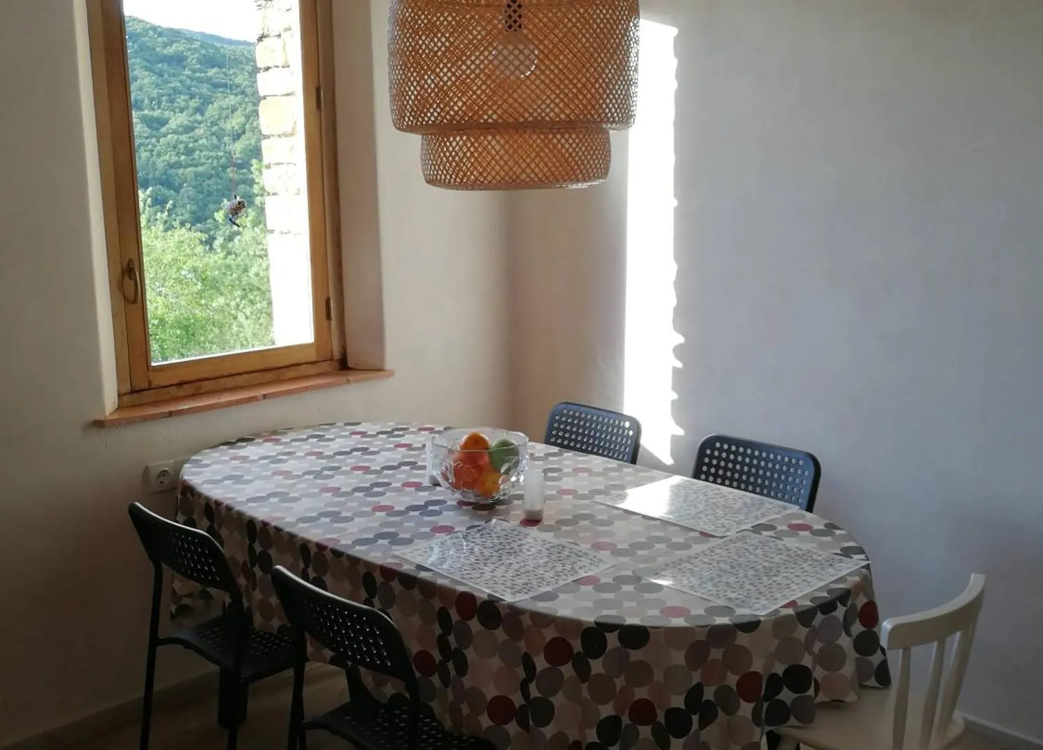Can Banal - Camping Y Masia Rural Montagut