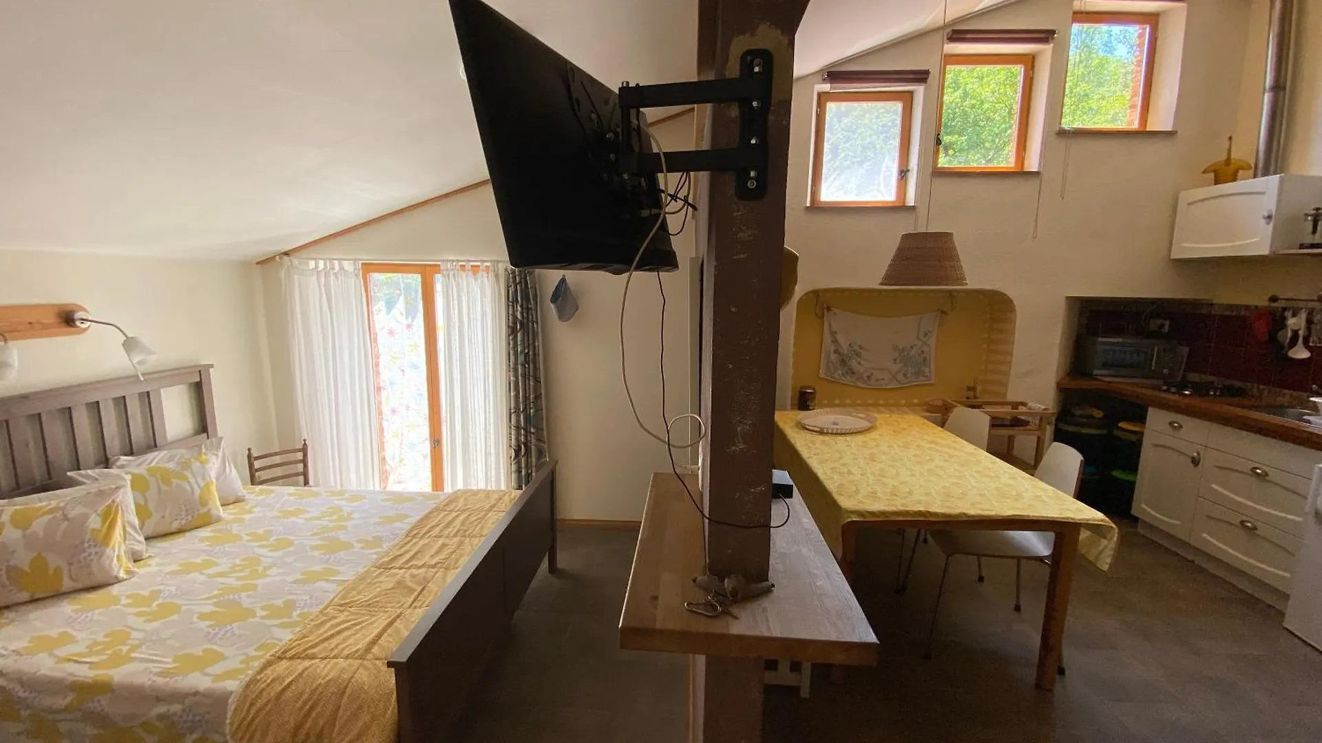 Can Banal - Camping Y Masia Rural Montagut Campsite